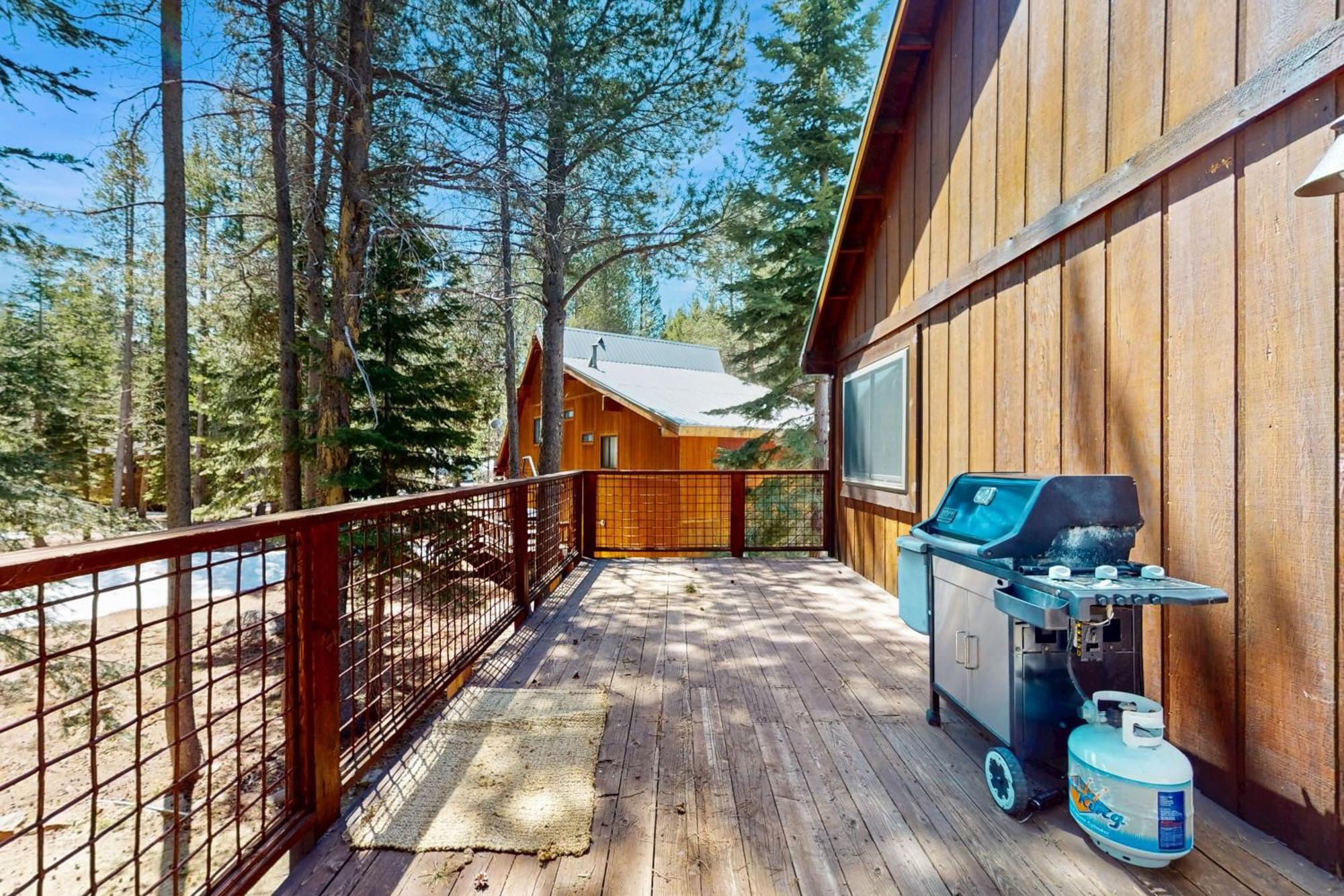 Tastefully-Updated, Classic Tahoe Family Home Тракі Екстер'єр фото